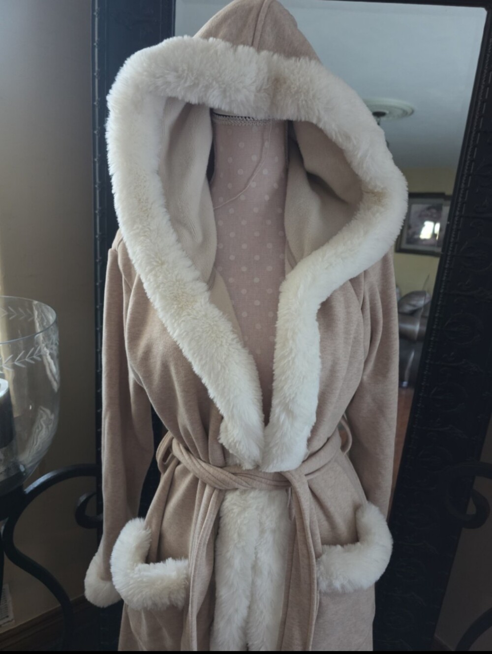 UGG Duffield Deluxe II Robe - Picture 3 of 5